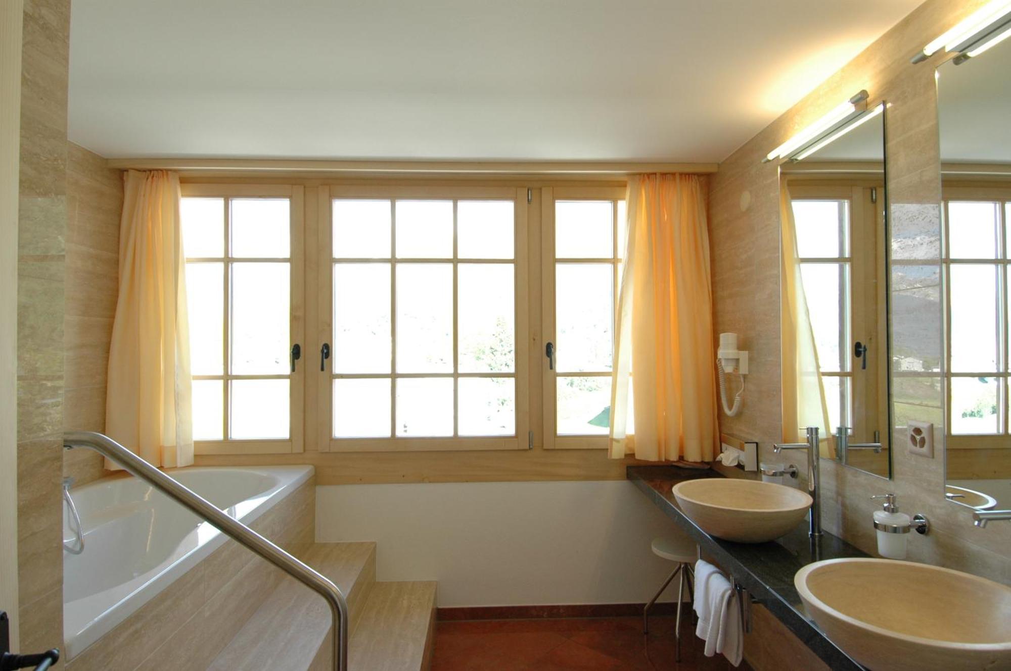 Schweizerhaus Swiss Quality Hotel Maloja Pokój zdjęcie